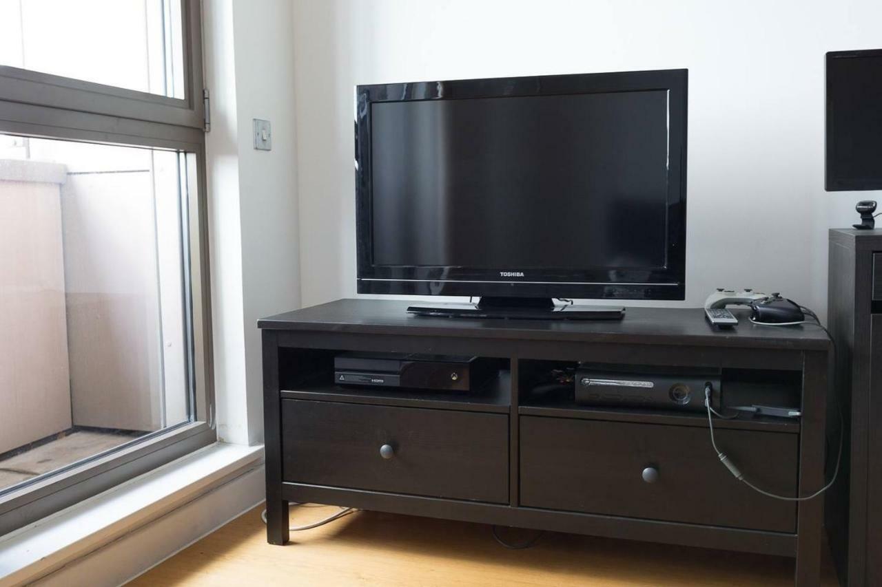 Modern 1 Bedroom Apartment In E1 With Great Views London Exterior photo