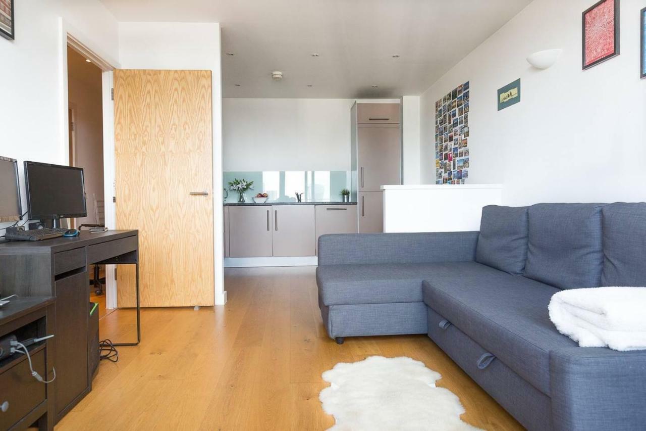 Modern 1 Bedroom Apartment In E1 With Great Views London Exterior photo