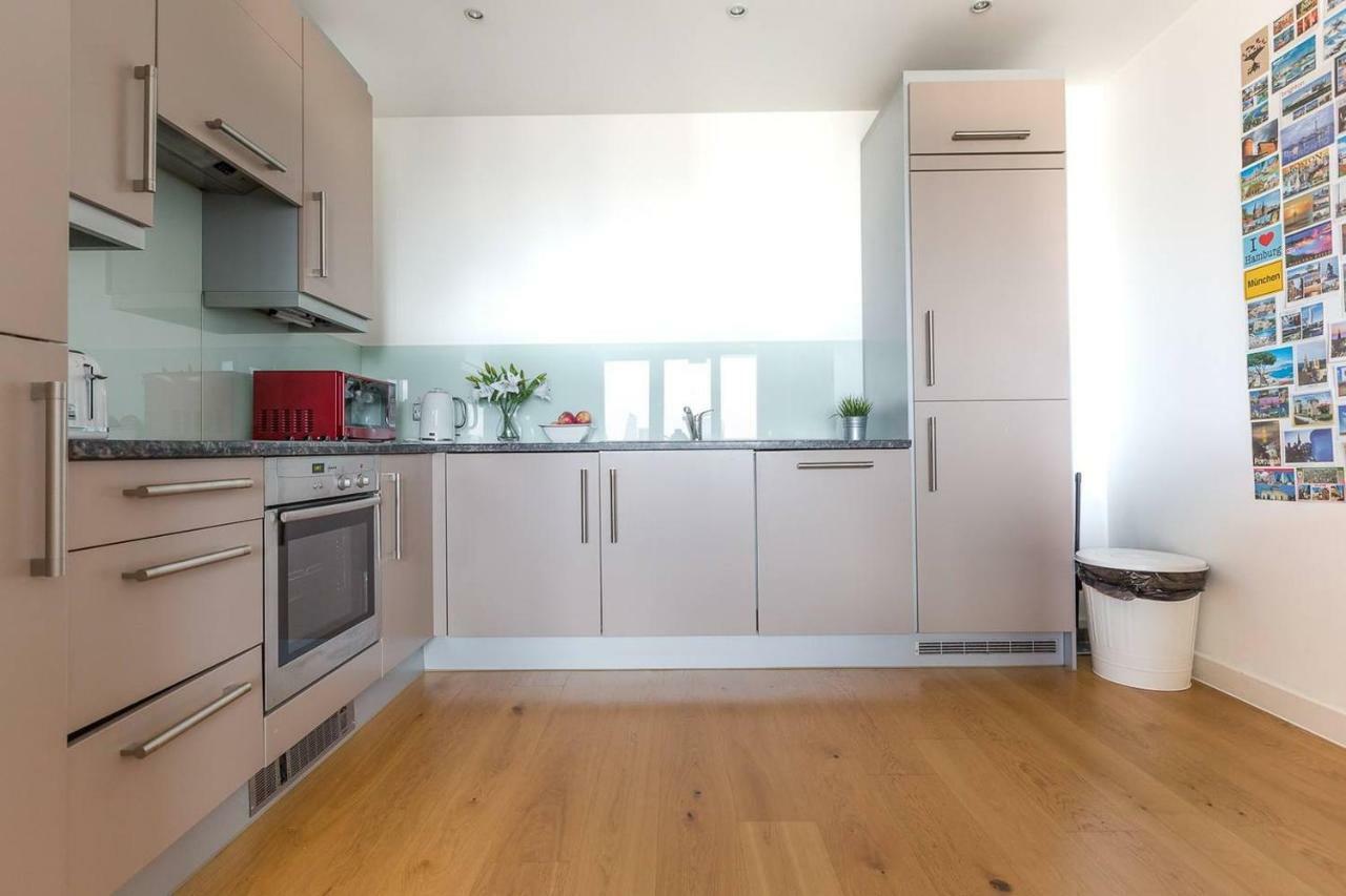 Modern 1 Bedroom Apartment In E1 With Great Views London Exterior photo